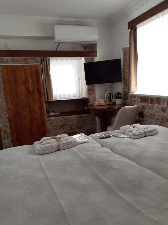 Otelia Pansiyon Ayvalı Exterior foto